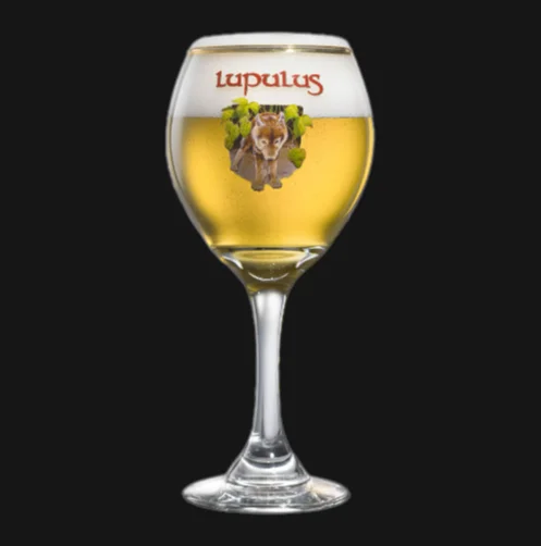 le loup dans le marketing représenté par un verre de bière Lupulus et son logo à l'image d'un loup